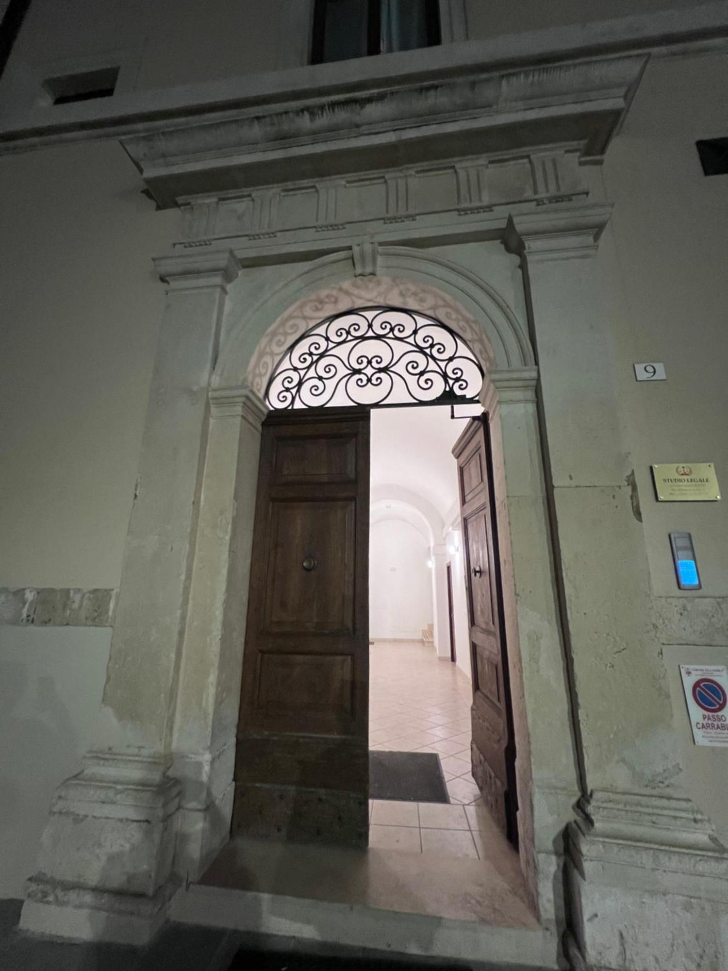 Vadolibera House Lägenhet LʼAquila Exteriör bild