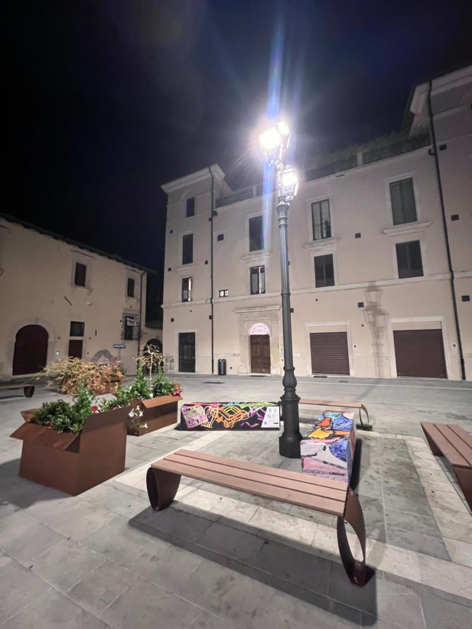 Vadolibera House Lägenhet LʼAquila Exteriör bild
